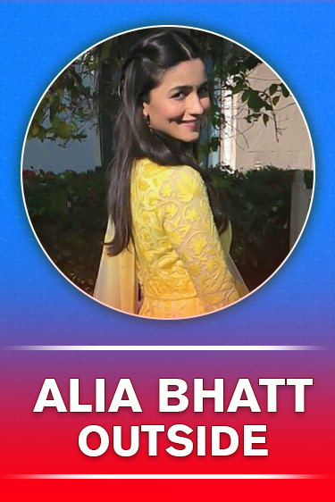 Alia Bhatt Outside Ranbir's Home